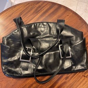 Black Kenneth Cole purse